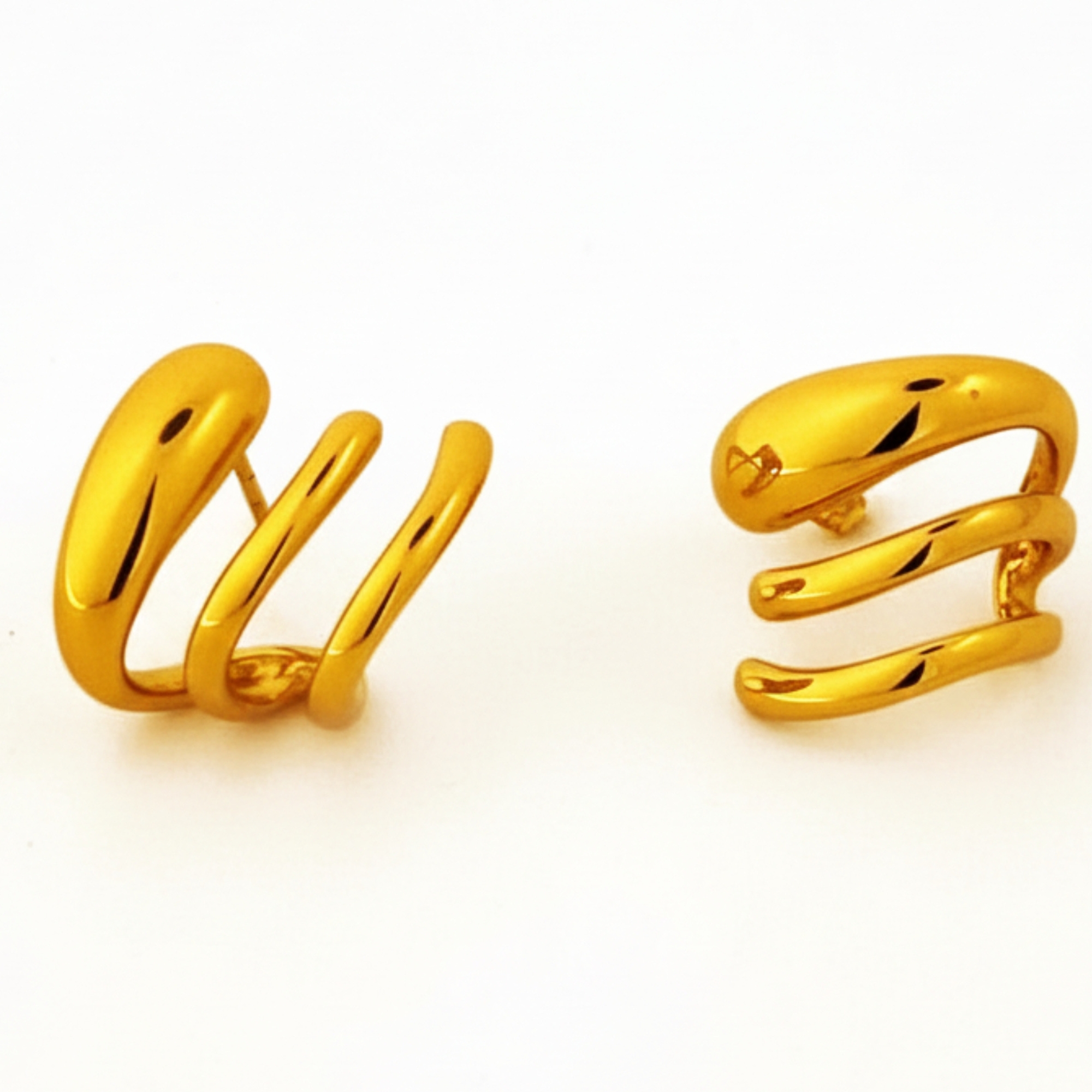 please analyse the product carefully and write me the SEO friendly description along with features for my brand AuraSpark for listing on amazon and my ecommerce website. Write details of the product like Size, colour etc. write SEO friendly three different ways for alt text for Image (Character 50-60), Tags atleast 15-20 (Comma Separated), Short meta description, caption. all should have key words related to the product which are highly used and recommended