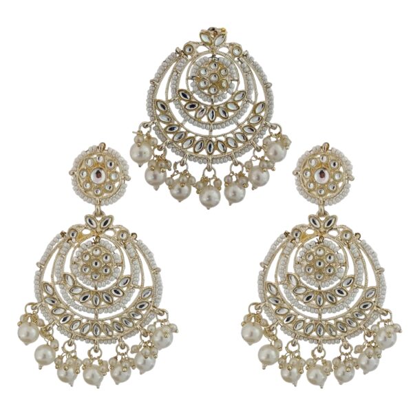 Gorgeous Gold Kundan Chandelier Jhumka Earring with Maang Tikka